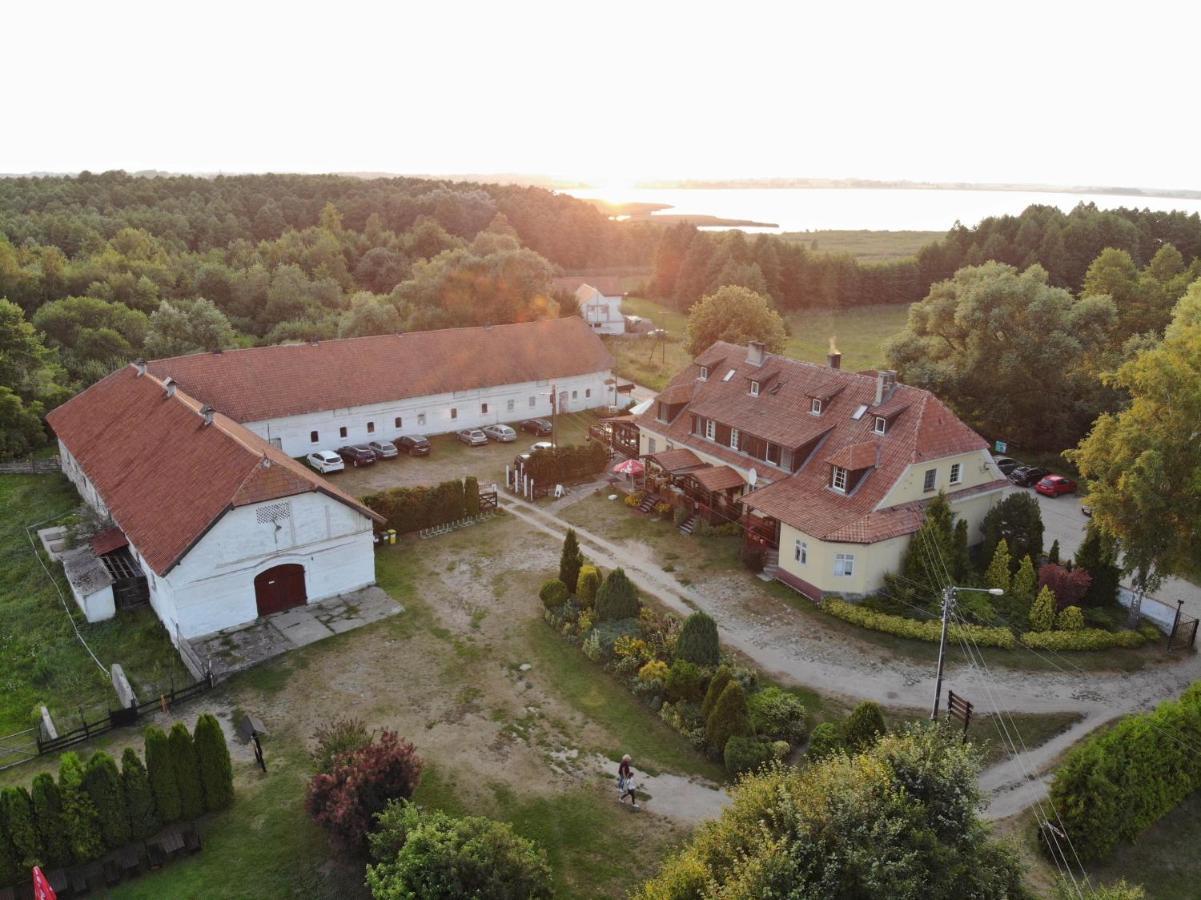 Folwark Luknajno Nad Jeziorem Sniardwy Gospoda Dziedzictwo Kulinarne Warmia-Mazury Mikołajki 外观 照片