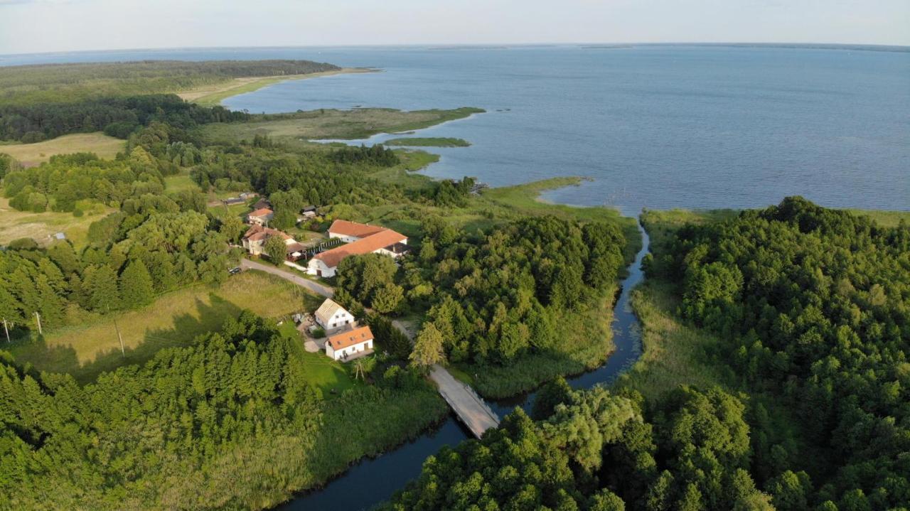 Folwark Luknajno Nad Jeziorem Sniardwy Gospoda Dziedzictwo Kulinarne Warmia-Mazury Mikołajki 外观 照片